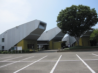 湯前まんが美術館 湯前まんが美術館